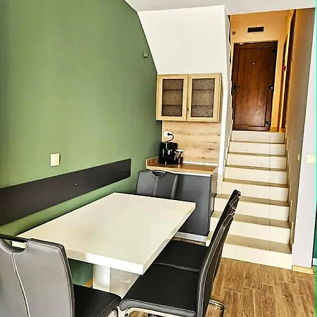 Apartment Harmony Hills Tomovi Casa 13 Warna